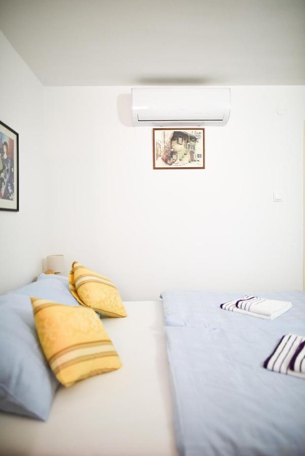 Luka'S Amber Rooms In The Center Of Trogir Kültér fotó
