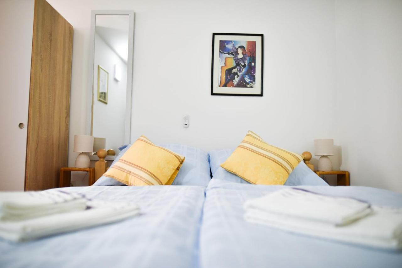 Luka'S Amber Rooms In The Center Of Trogir Kültér fotó